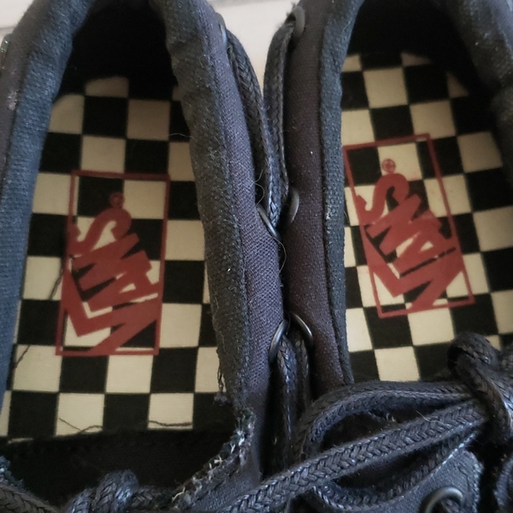 Vans shoes - Picture 2 of 8